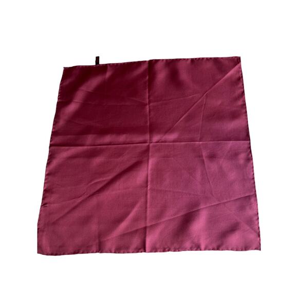 Silk Pocket Square Maroon - Picture 1 of 3